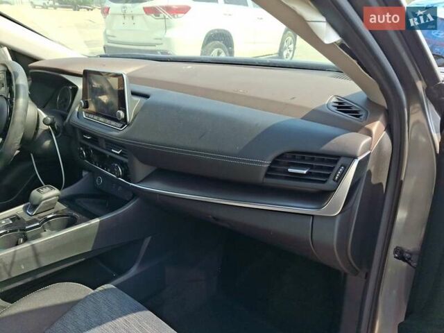 Ниссан Rogue, объемом двигателя 1.5 л и пробегом 9 тыс. км за 14200 $, фото 14 на Automoto.ua