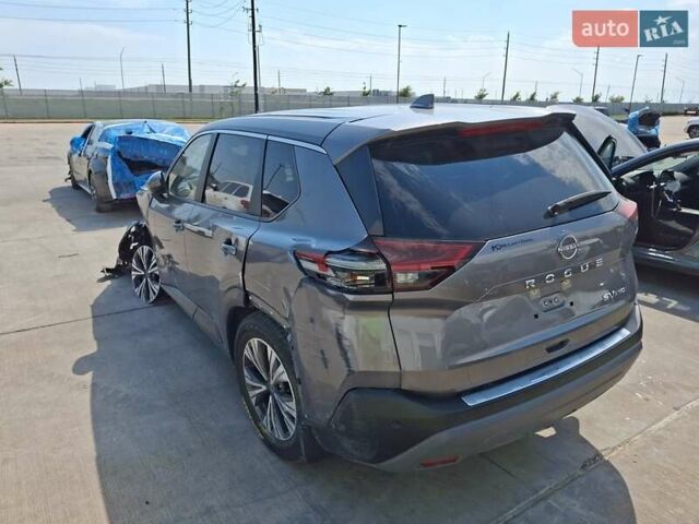 Ниссан Rogue, объемом двигателя 1.5 л и пробегом 9 тыс. км за 14200 $, фото 5 на Automoto.ua