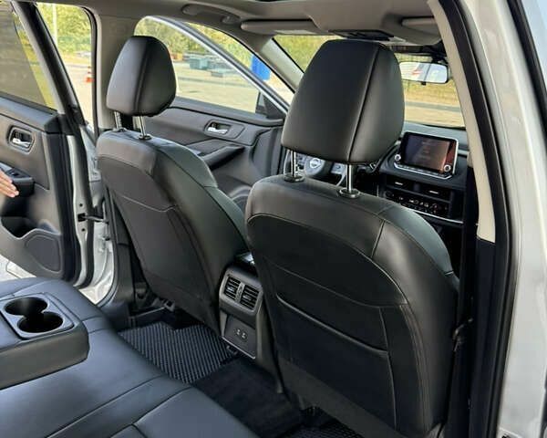 Ниссан Rogue, объемом двигателя 1.5 л и пробегом 6 тыс. км за 25999 $, фото 29 на Automoto.ua