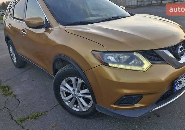 Ниссан Rogue 2014 в Рокитное на Automoto.ua Желтый Ниссан Rogue, объемом двигателя 2.49 л и пробегом 244 тыс. км за 9000 $, фото 5 на Automoto.ua