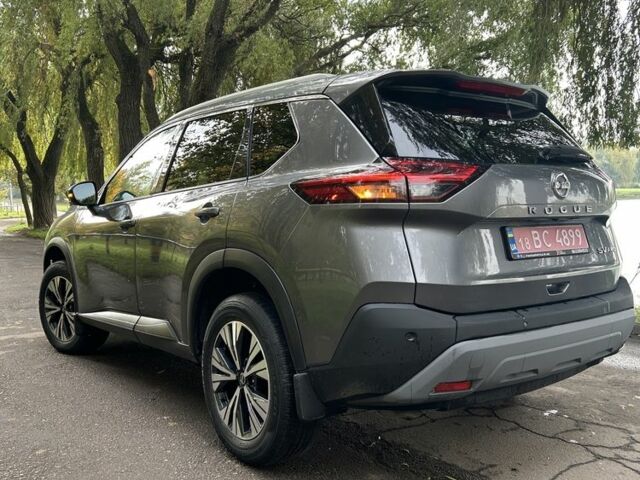 Серый Ниссан Rogue, объемом двигателя 2 л и пробегом 71 тыс. км за 21999 $, фото 3 на Automoto.ua