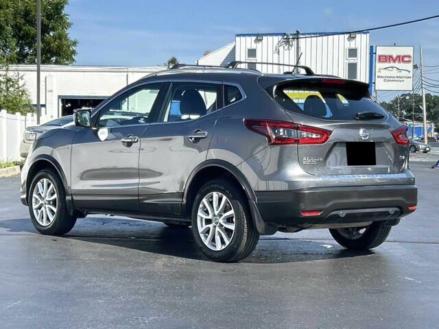 Серый Ниссан Rogue, объемом двигателя 2 л и пробегом 53 тыс. км за 11000 $, фото 4 на Automoto.ua