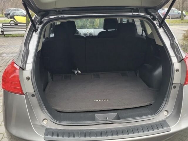 Сірий Ніссан Rogue, об'ємом двигуна 2.5 л та пробігом 143 тис. км за 7800 $, фото 3 на Automoto.ua