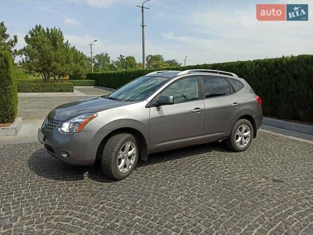 Серый Ниссан Rogue, объемом двигателя 2.5 л и пробегом 340 тыс. км за 6600 $, фото 1 на Automoto.ua