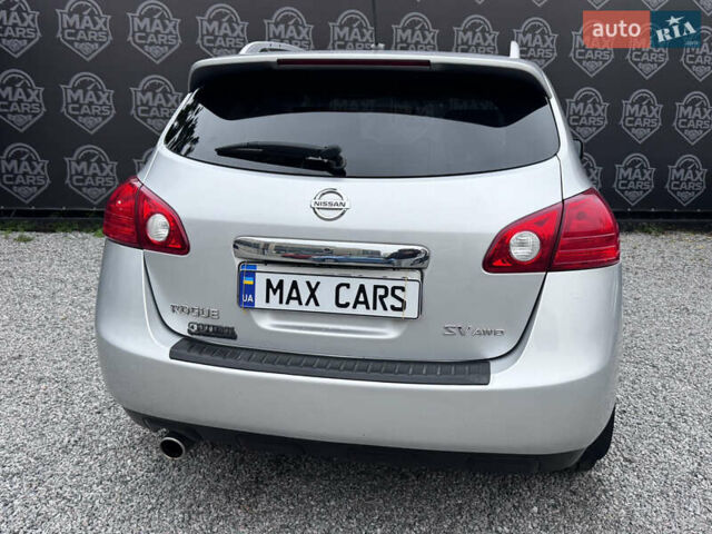 Серый Ниссан Rogue, объемом двигателя 2.5 л и пробегом 180 тыс. км за 7900 $, фото 5 на Automoto.ua