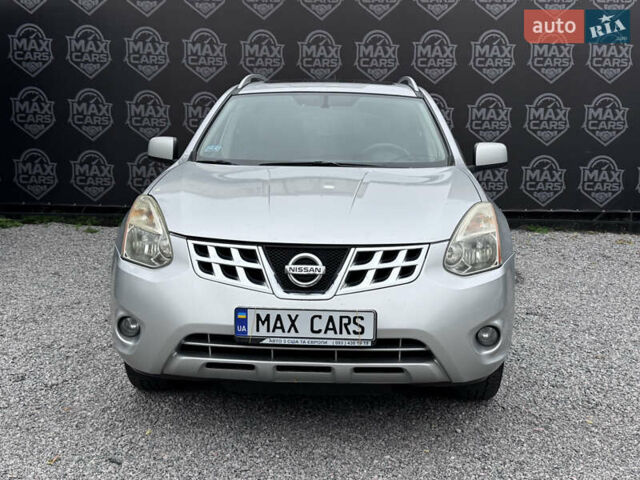 Серый Ниссан Rogue, объемом двигателя 2.5 л и пробегом 180 тыс. км за 7900 $, фото 1 на Automoto.ua