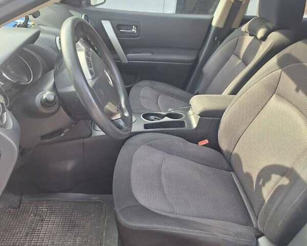 Сірий Ніссан Rogue, об'ємом двигуна 2.5 л та пробігом 197 тис. км за 7999 $, фото 5 на Automoto.ua