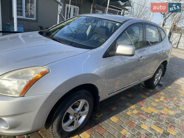 Сірий Ніссан Rogue, об'ємом двигуна 2.49 л та пробігом 198 тис. км за 9800 $, фото 1 на Automoto.ua