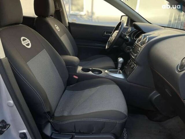 Сірий Ніссан Rogue, об'ємом двигуна 2.5 л та пробігом 234 тис. км за 9600 $, фото 19 на Automoto.ua