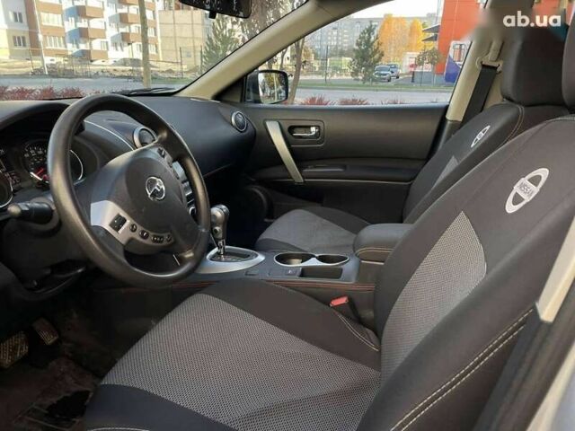 Сірий Ніссан Rogue, об'ємом двигуна 2.5 л та пробігом 234 тис. км за 9600 $, фото 11 на Automoto.ua