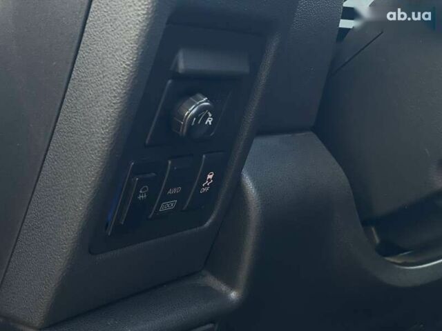 Сірий Ніссан Rogue, об'ємом двигуна 2.5 л та пробігом 234 тис. км за 9600 $, фото 13 на Automoto.ua