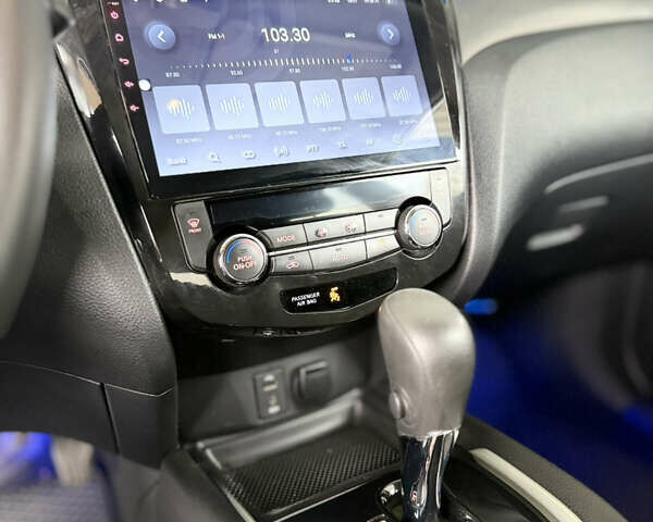 Сірий Ніссан Rogue, об'ємом двигуна 2.49 л та пробігом 176 тис. км за 14199 $, фото 10 на Automoto.ua