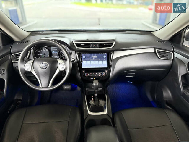 Сірий Ніссан Rogue, об'ємом двигуна 2.49 л та пробігом 176 тис. км за 14199 $, фото 7 на Automoto.ua