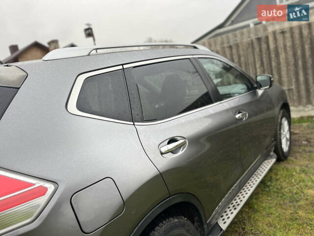 Сірий Ніссан Rogue, об'ємом двигуна 2.49 л та пробігом 209 тис. км за 11300 $, фото 61 на Automoto.ua
