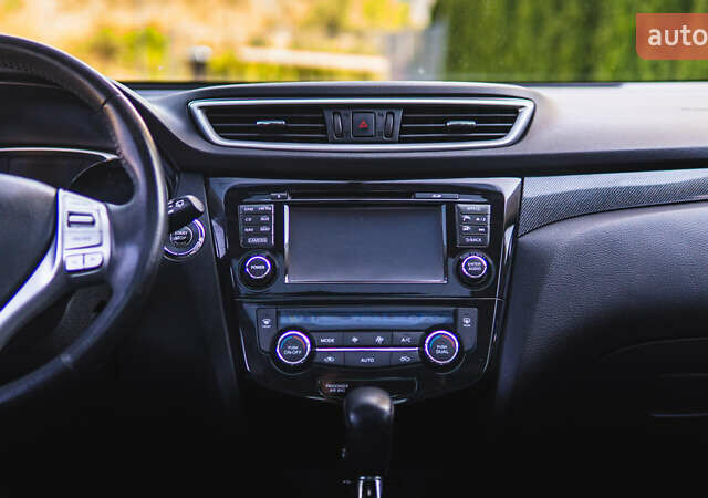 Серый Ниссан Rogue, объемом двигателя 2.5 л и пробегом 168 тыс. км за 13300 $, фото 22 на Automoto.ua