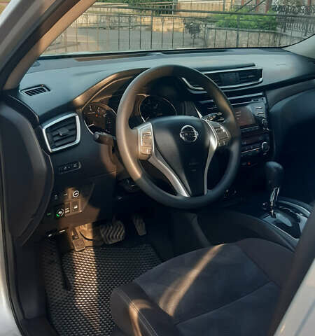 Серый Ниссан Rogue, объемом двигателя 2.5 л и пробегом 175 тыс. км за 11500 $, фото 25 на Automoto.ua