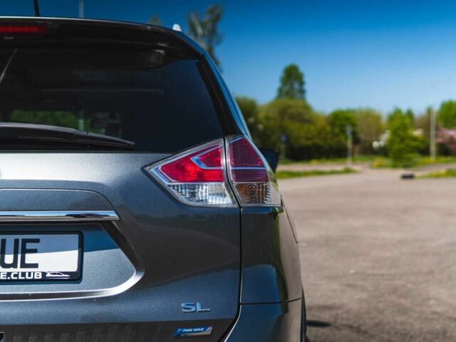 Серый Ниссан Rogue, объемом двигателя 2.5 л и пробегом 168 тыс. км за 13300 $, фото 6 на Automoto.ua