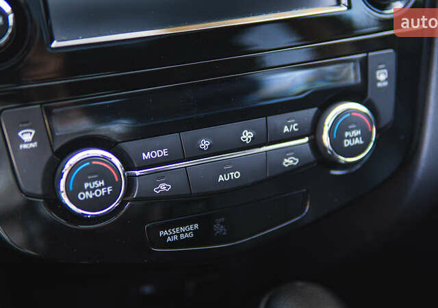 Серый Ниссан Rogue, объемом двигателя 2.5 л и пробегом 168 тыс. км за 13300 $, фото 36 на Automoto.ua