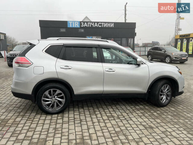 Сірий Ніссан Rogue, об'ємом двигуна 2.5 л та пробігом 163 тис. км за 12300 $, фото 6 на Automoto.ua