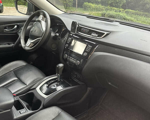 Ніссан Rogue 2014 у Києві на Automoto.ua Сірий Ніссан Rogue, об'ємом двигуна 2.5 л та пробігом 200 тис. км за 15000 $, фото 10 на Automoto.ua