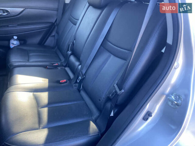 Сірий Ніссан Rogue, об'ємом двигуна 2.49 л та пробігом 117 тис. км за 13700 $, фото 10 на Automoto.ua