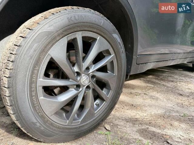 Серый Ниссан Rogue, объемом двигателя 2.5 л и пробегом 168 тыс. км за 13300 $, фото 69 на Automoto.ua