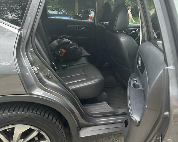 Ніссан Rogue 2014 у Києві на Automoto.ua Сірий Ніссан Rogue, об'ємом двигуна 2.5 л та пробігом 200 тис. км за 15000 $, фото 13 на Automoto.ua