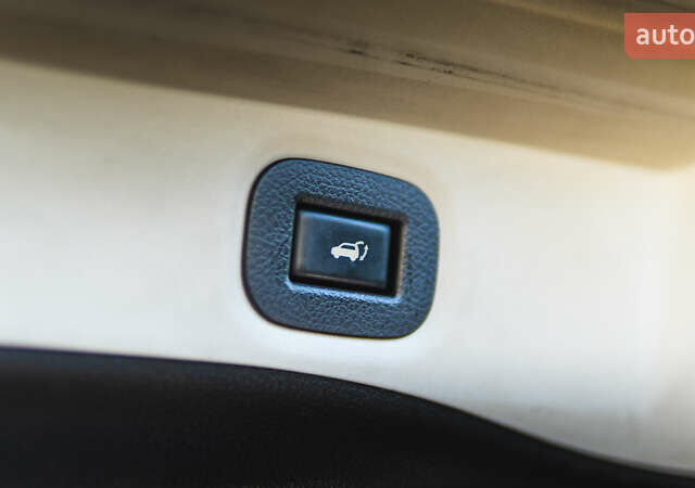 Серый Ниссан Rogue, объемом двигателя 2.5 л и пробегом 168 тыс. км за 13300 $, фото 53 на Automoto.ua