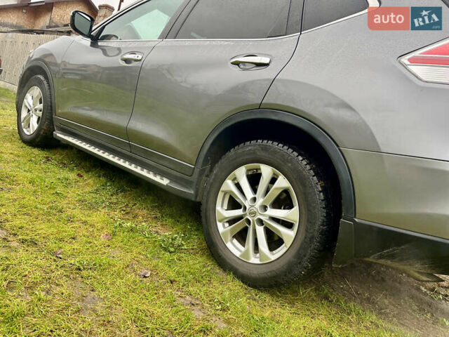 Сірий Ніссан Rogue, об'ємом двигуна 2.49 л та пробігом 209 тис. км за 11300 $, фото 17 на Automoto.ua