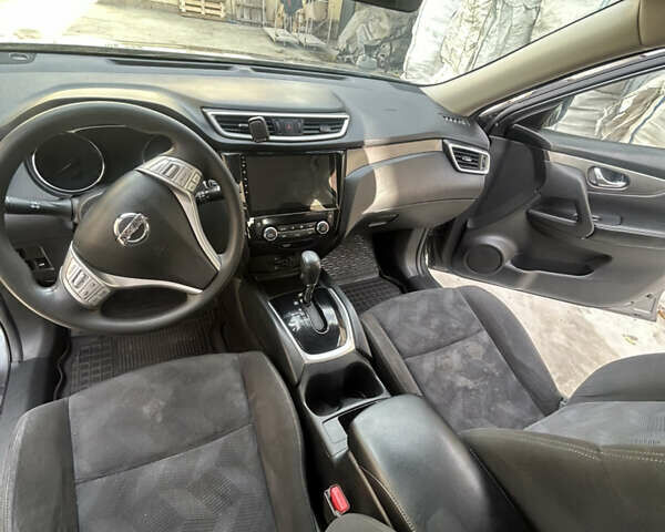 Серый Ниссан Rogue, объемом двигателя 2.5 л и пробегом 226 тыс. км за 11300 $, фото 14 на Automoto.ua