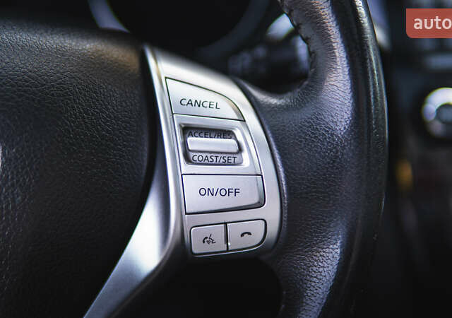 Серый Ниссан Rogue, объемом двигателя 2.5 л и пробегом 168 тыс. км за 13300 $, фото 41 на Automoto.ua