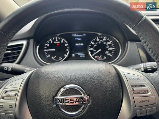 Сірий Ніссан Rogue, об'ємом двигуна 2.49 л та пробігом 160 тис. км за 11000 $, фото 22 на Automoto.ua