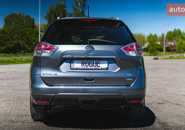 Серый Ниссан Rogue, объемом двигателя 2.5 л и пробегом 168 тыс. км за 13300 $, фото 6 на Automoto.ua