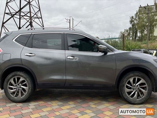 Серый Ниссан Rogue, объемом двигателя 2.5 л и пробегом 143 тыс. км за 13700 $, фото 7 на Automoto.ua
