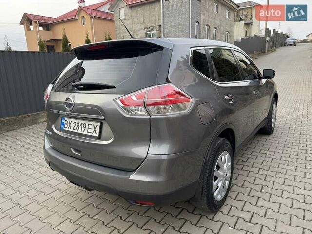 Сірий Ніссан Rogue, об'ємом двигуна 2.49 л та пробігом 160 тис. км за 11000 $, фото 3 на Automoto.ua