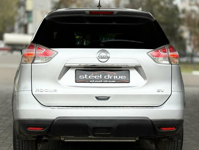 Сірий Ніссан Rogue, об'ємом двигуна 2.49 л та пробігом 176 тис. км за 14199 $, фото 3 на Automoto.ua