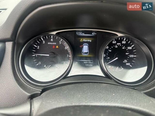 Сірий Ніссан Rogue, об'ємом двигуна 2.5 л та пробігом 168 тис. км за 10500 $, фото 8 на Automoto.ua