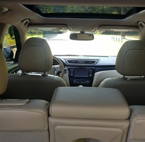 Серый Ниссан Rogue, объемом двигателя 2.5 л и пробегом 144 тыс. км за 13500 $, фото 7 на Automoto.ua