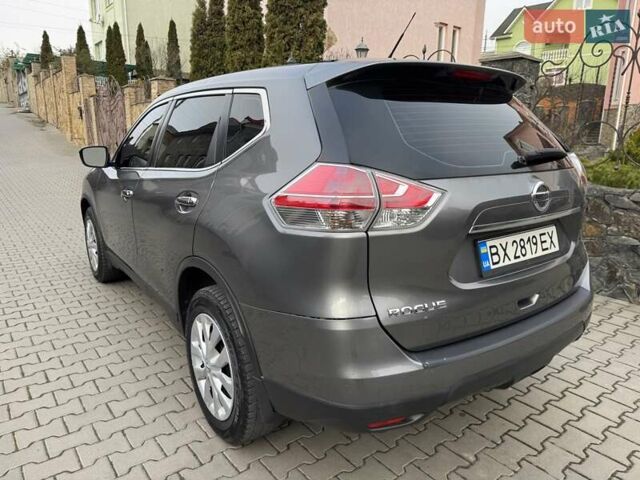 Сірий Ніссан Rogue, об'ємом двигуна 2.49 л та пробігом 160 тис. км за 11000 $, фото 5 на Automoto.ua