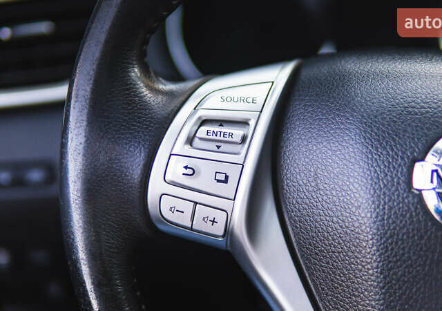 Серый Ниссан Rogue, объемом двигателя 2.5 л и пробегом 168 тыс. км за 13300 $, фото 40 на Automoto.ua