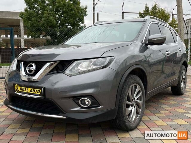 Серый Ниссан Rogue, объемом двигателя 2.5 л и пробегом 143 тыс. км за 13700 $, фото 2 на Automoto.ua