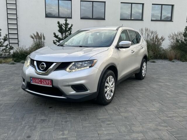 Серый Ниссан Rogue, объемом двигателя 2.5 л и пробегом 300 тыс. км за 9900 $, фото 3 на Automoto.ua