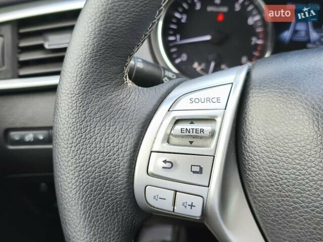 Сірий Ніссан Rogue, об'ємом двигуна 2.5 л та пробігом 274 тис. км за 13300 $, фото 19 на Automoto.ua