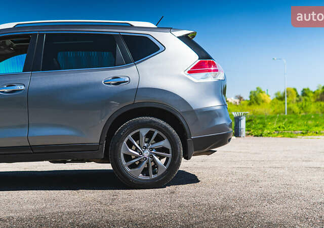 Серый Ниссан Rogue, объемом двигателя 2.5 л и пробегом 168 тыс. км за 13300 $, фото 10 на Automoto.ua