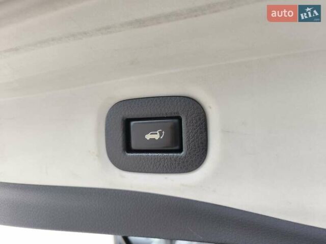 Сірий Ніссан Rogue, об'ємом двигуна 2.5 л та пробігом 274 тис. км за 13300 $, фото 25 на Automoto.ua