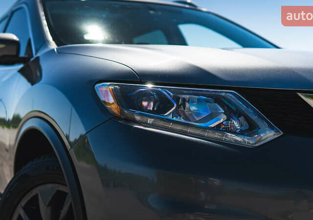 Серый Ниссан Rogue, объемом двигателя 2.5 л и пробегом 168 тыс. км за 13300 $, фото 13 на Automoto.ua