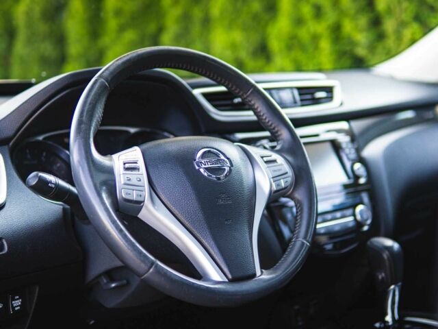 Серый Ниссан Rogue, объемом двигателя 2.5 л и пробегом 168 тыс. км за 13300 $, фото 11 на Automoto.ua