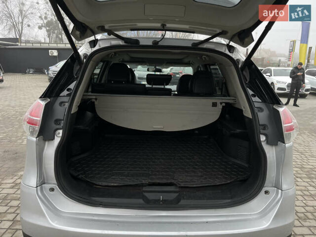 Сірий Ніссан Rogue, об'ємом двигуна 2.5 л та пробігом 163 тис. км за 12300 $, фото 16 на Automoto.ua
