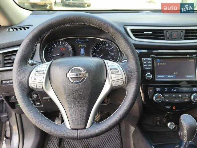 Сірий Ніссан Rogue, об'ємом двигуна 2.5 л та пробігом 274 тис. км за 13300 $, фото 13 на Automoto.ua