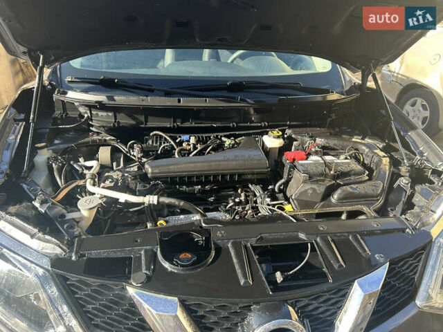 Серый Ниссан Rogue, объемом двигателя 2.5 л и пробегом 226 тыс. км за 11300 $, фото 12 на Automoto.ua